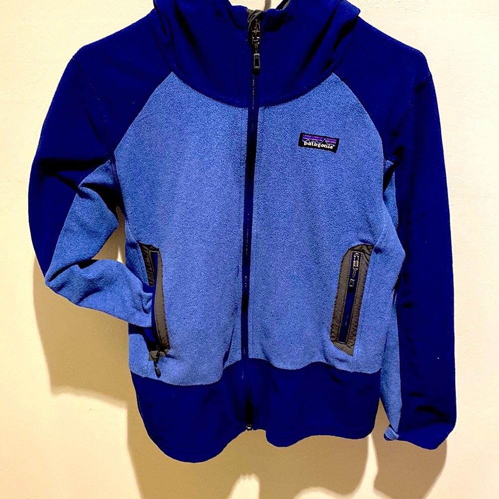 Women’s Patagonia Fleece.